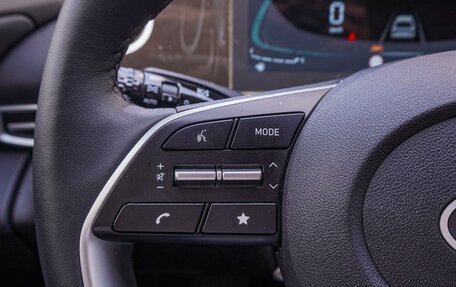 Hyundai Elantra, 2024 год, 2 420 000 рублей, 17 фотография