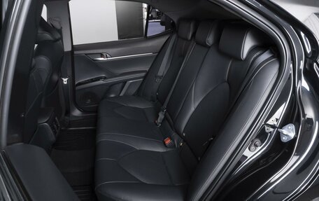 Toyota Camry, 2018 год, 2 784 000 рублей, 9 фотография