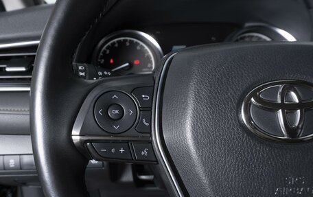 Toyota Camry, 2018 год, 2 784 000 рублей, 19 фотография