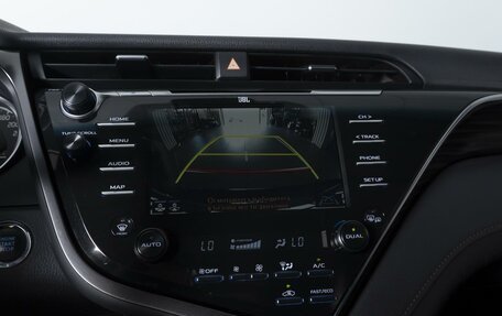Toyota Camry, 2018 год, 2 784 000 рублей, 14 фотография
