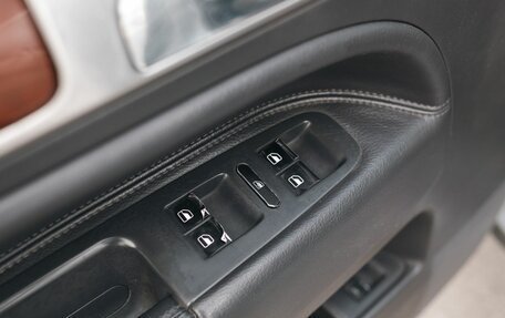 Volkswagen Touareg III, 2004 год, 900 000 рублей, 17 фотография