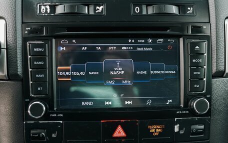 Volkswagen Touareg III, 2004 год, 900 000 рублей, 14 фотография