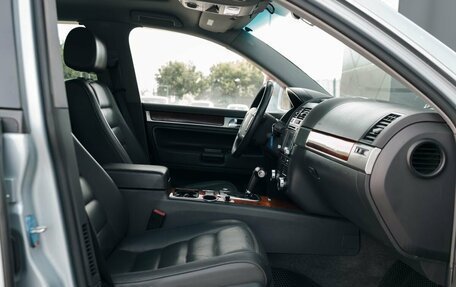 Volkswagen Touareg III, 2004 год, 900 000 рублей, 22 фотография