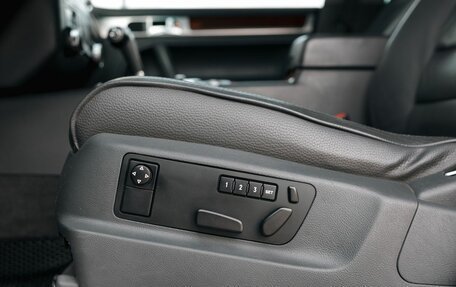 Volkswagen Touareg III, 2004 год, 900 000 рублей, 20 фотография