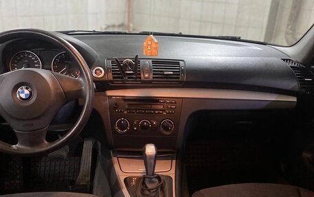 BMW 1 серия, 2009 год, 700 000 рублей, 7 фотография