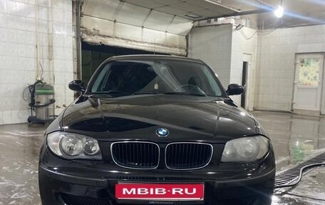 BMW 1 серия, 2009 год, 700 000 рублей, 6 фотография