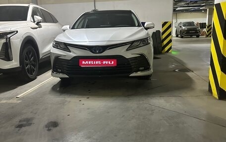 Toyota Camry, 2021 год, 2 920 000 рублей, 2 фотография