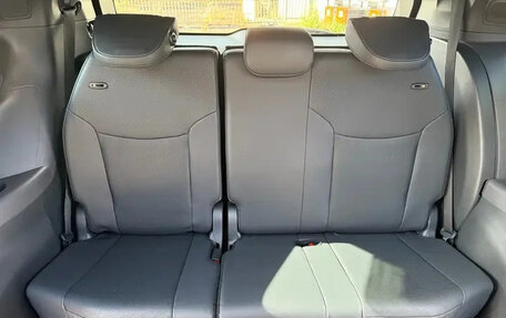 Toyota Sienna, 2022 год, 3 210 000 рублей, 13 фотография