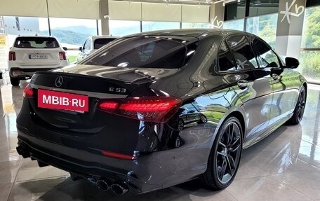 Mercedes-Benz E-Класс AMG, 2022 год, 7 098 000 рублей, 2 фотография