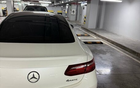 Mercedes-Benz E-Класс, 2018 год, 4 100 000 рублей, 6 фотография