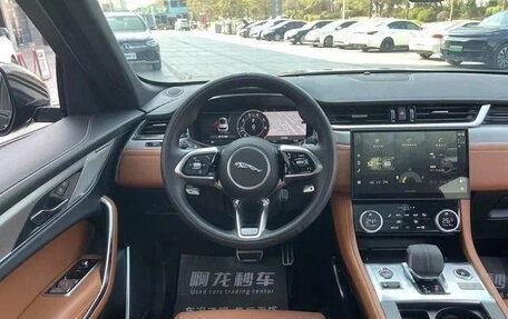 Jaguar F-Pace, 2022 год, 3 100 200 рублей, 7 фотография