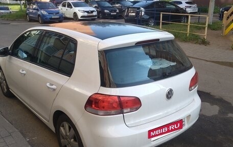 Volkswagen Golf VI, 2011 год, 670 000 рублей, 2 фотография