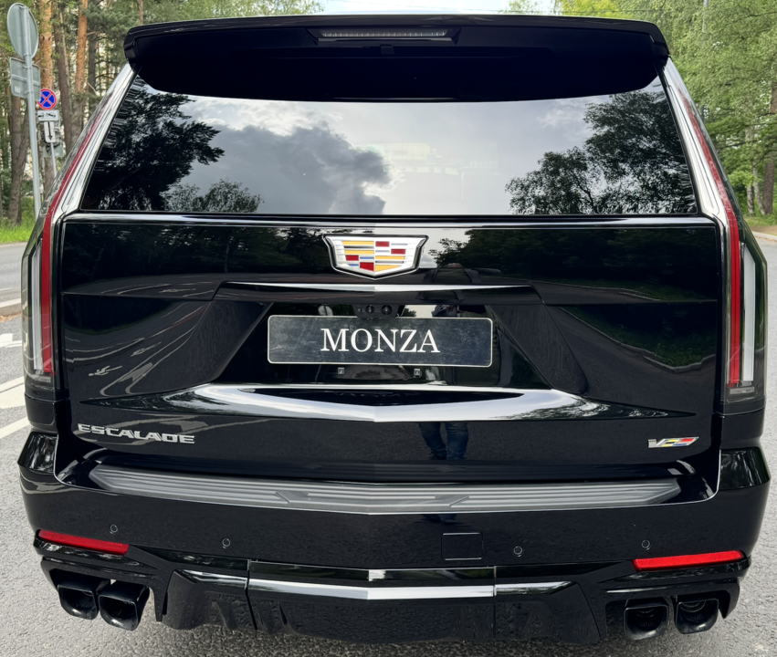 Cadillac Escalade V, 2025 год, 28 000 000 рублей, 4 фотография