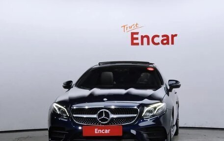 Mercedes-Benz E-Класс, 2018 год, 2 914 000 рублей, 3 фотография
