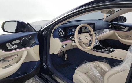 Mercedes-Benz E-Класс, 2018 год, 2 914 000 рублей, 6 фотография
