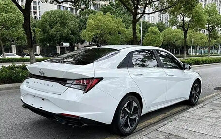 Hyundai Elantra, 2021 год, 1 100 000 рублей, 4 фотография