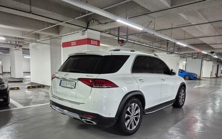 Mercedes-Benz GLE, 2022 год, 5 930 000 рублей, 2 фотография