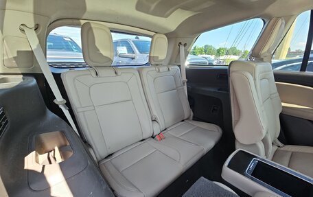 Lincoln Aviator II, 2021 год, 4 050 000 рублей, 13 фотография