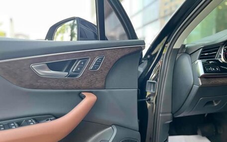 Audi Q7, 2020 год, 4 500 000 рублей, 10 фотография