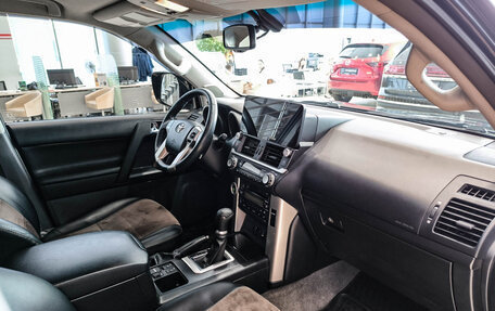Toyota Land Cruiser Prado 150 рестайлинг 2, 2011 год, 2 450 000 рублей, 13 фотография