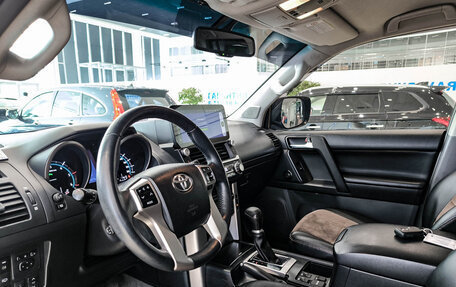 Toyota Land Cruiser Prado 150 рестайлинг 2, 2011 год, 2 450 000 рублей, 20 фотография