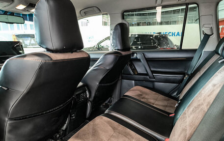 Toyota Land Cruiser Prado 150 рестайлинг 2, 2011 год, 2 450 000 рублей, 15 фотография