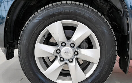 Toyota Land Cruiser Prado 150 рестайлинг 2, 2011 год, 2 450 000 рублей, 22 фотография