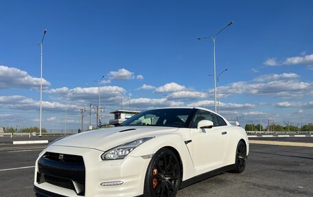 Nissan GT-R, 2014 год, 6 750 000 рублей, 2 фотография