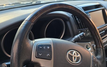 Toyota Land Cruiser 200, 2007 год, 2 250 000 рублей, 9 фотография