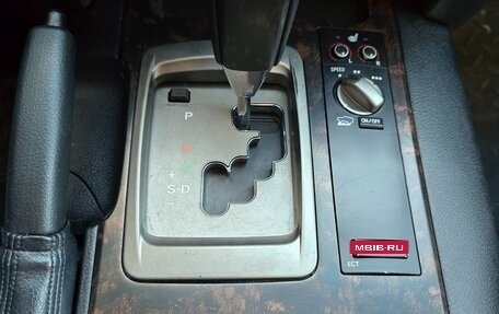 Toyota Land Cruiser 200, 2007 год, 2 250 000 рублей, 10 фотография