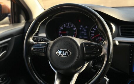 KIA Rio IV, 2017 год, 995 990 рублей, 3 фотография