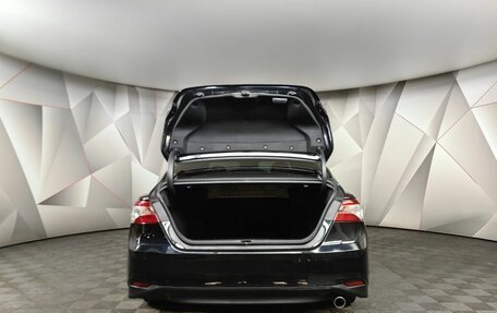 Toyota Camry, 2019 год, 2 049 000 рублей, 10 фотография