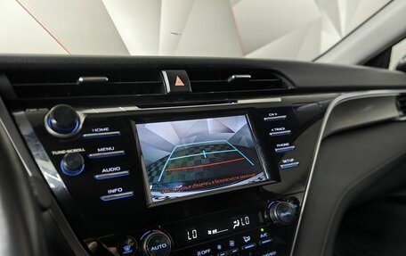 Toyota Camry, 2019 год, 2 049 000 рублей, 18 фотография