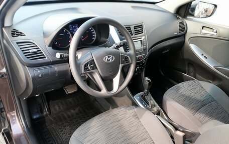 Hyundai Solaris II рестайлинг, 2015 год, 849 000 рублей, 9 фотография