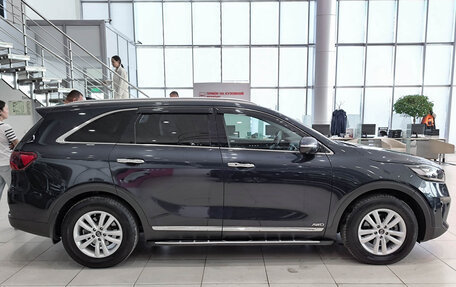 KIA Sorento III Prime рестайлинг, 2018 год, 2 750 000 рублей, 8 фотография
