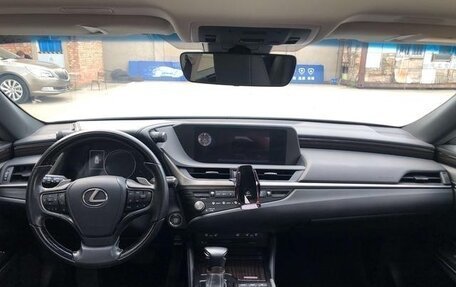 Lexus ES VII, 2020 год, 2 999 900 рублей, 9 фотография