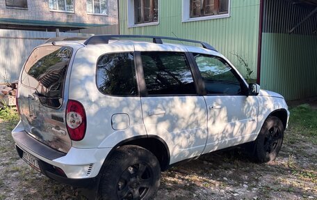 Chevrolet Niva I рестайлинг, 2012 год, 650 000 рублей, 3 фотография