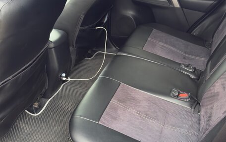 Toyota RAV4, 2016 год, 2 350 000 рублей, 9 фотография