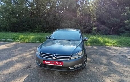 Volkswagen Passat B7, 2012 год, 990 000 рублей, 4 фотография