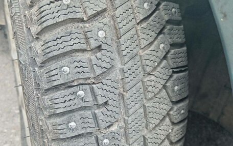 Mitsubishi Carisma I, 1997 год, 75 000 рублей, 9 фотография