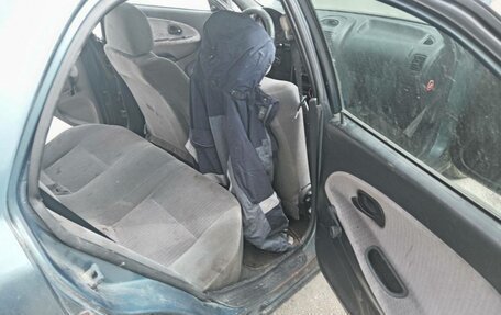 Mitsubishi Carisma I, 1997 год, 75 000 рублей, 17 фотография