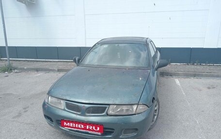Mitsubishi Carisma I, 1997 год, 75 000 рублей, 18 фотография