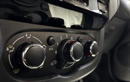Renault Duster I рестайлинг, 2017 год, 1 177 000 рублей, 11 фотография