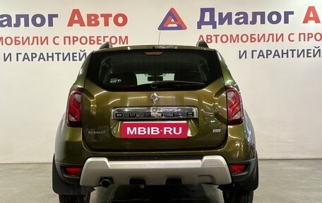 Renault Duster I рестайлинг, 2017 год, 1 177 000 рублей, 4 фотография