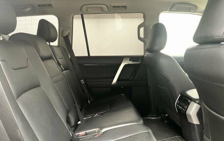 Toyota Land Cruiser Prado 150 рестайлинг 2, 2019 год, 5 200 000 рублей, 13 фотография