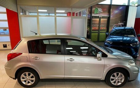 Nissan Tiida, 2008 год, 700 000 рублей, 3 фотография