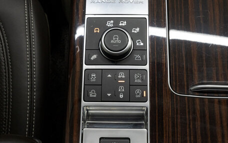 Land Rover Range Rover IV рестайлинг, 2016 год, 3 999 000 рублей, 27 фотография