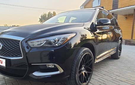 Infiniti QX60 I рестайлинг, 2016 год, 1 950 000 рублей, 17 фотография