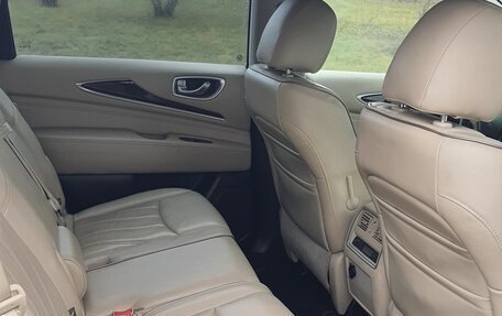 Infiniti QX60 I рестайлинг, 2016 год, 1 950 000 рублей, 21 фотография
