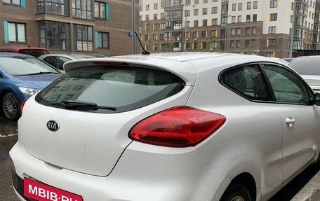 KIA cee'd III, 2014 год, 999 999 рублей, 3 фотография